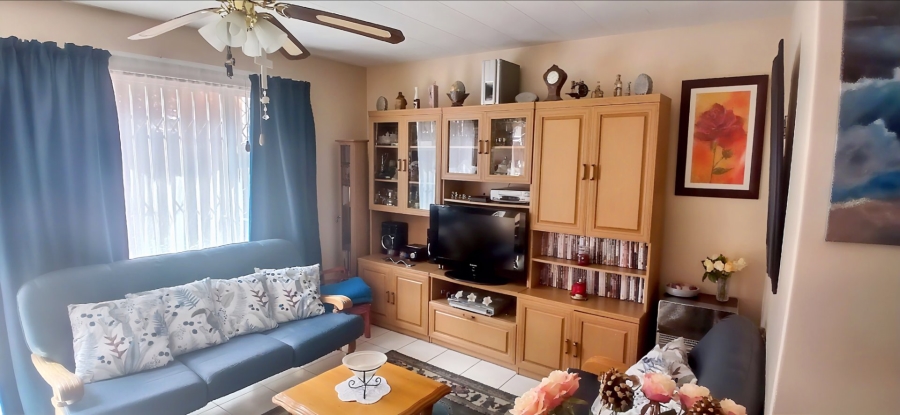 2 Bedroom Property for Sale in Westdene Free State